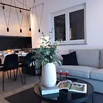 Urban Apartman